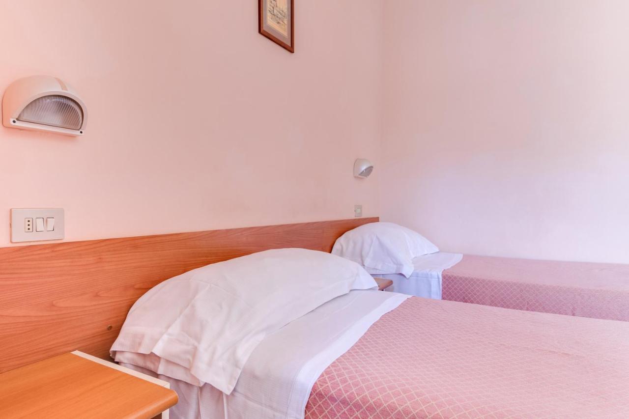 Hotel Sorriso Rimini Eksteriør billede
