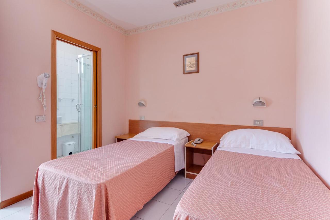 Hotel Sorriso Rimini Eksteriør billede