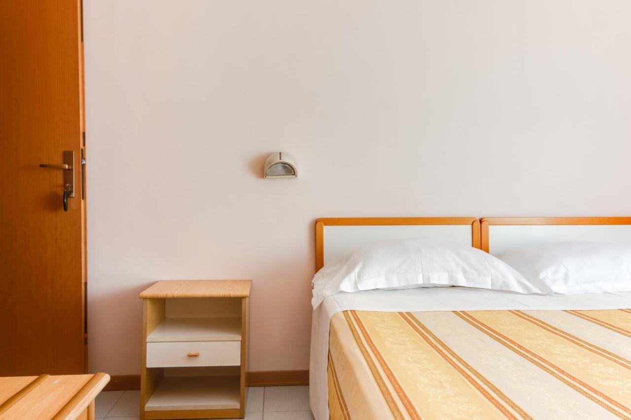 Hotel Sorriso Rimini Eksteriør billede